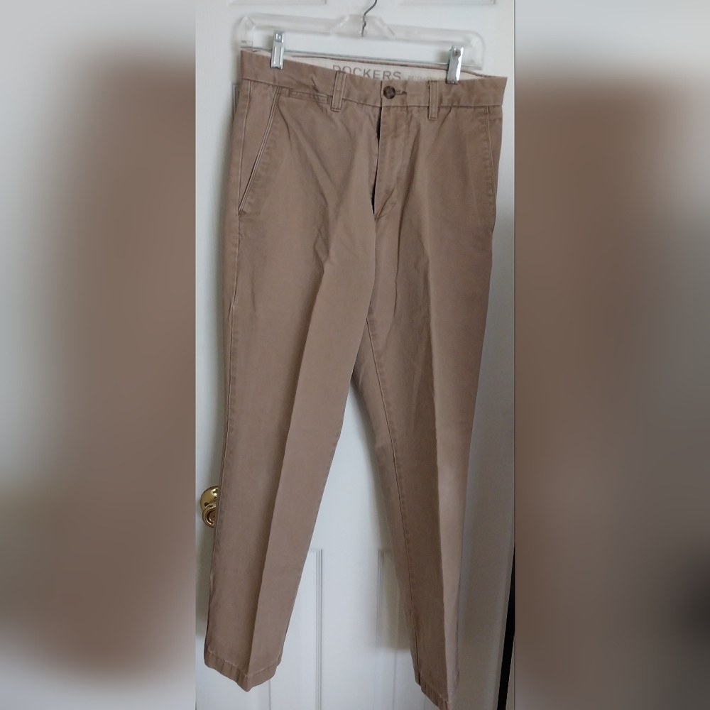 Dockers Khaki Pants